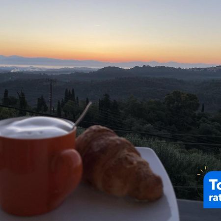 Schoenes Familienappartement In Pelekas, Corfu Mit Meerblick Екстериор снимка