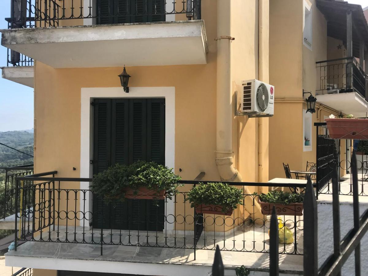 Schoenes Familienappartement In Pelekas, Corfu Mit Meerblick Екстериор снимка