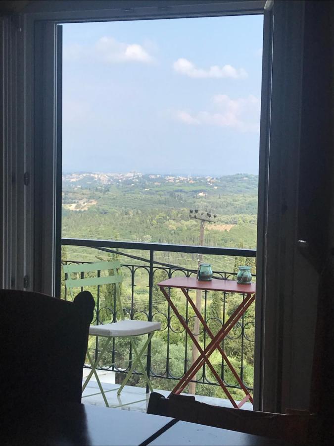 Schoenes Familienappartement In Pelekas, Corfu Mit Meerblick Екстериор снимка