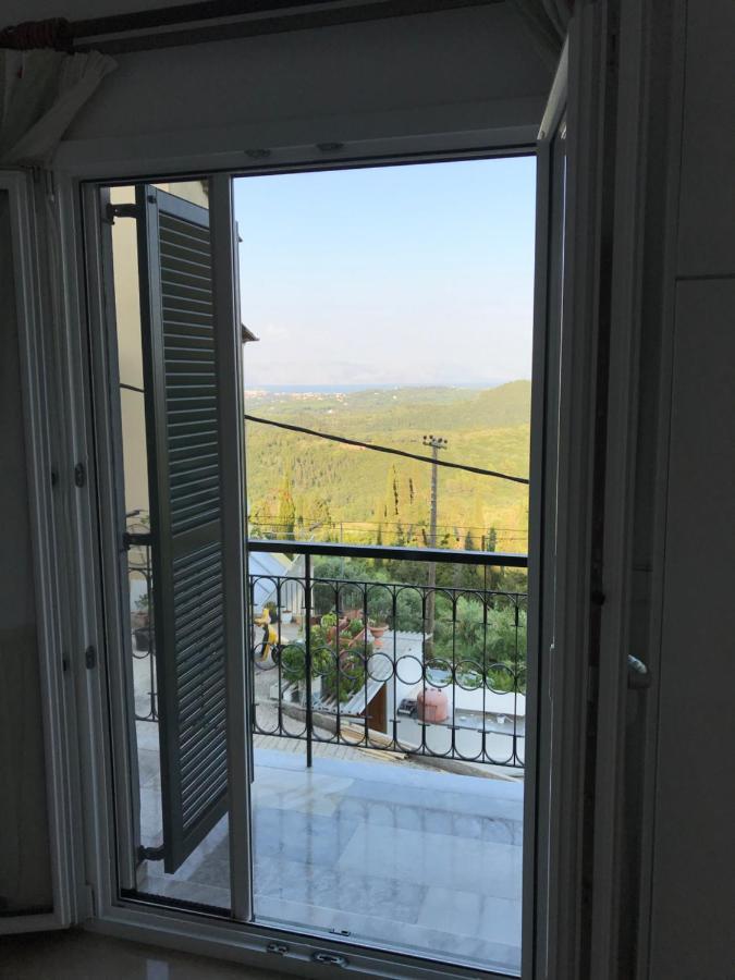Schoenes Familienappartement In Pelekas, Corfu Mit Meerblick Екстериор снимка